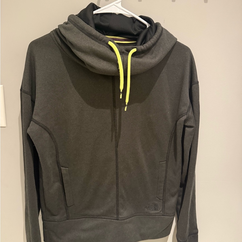 The North Face Black Sweatshirt with Hoodie size Small